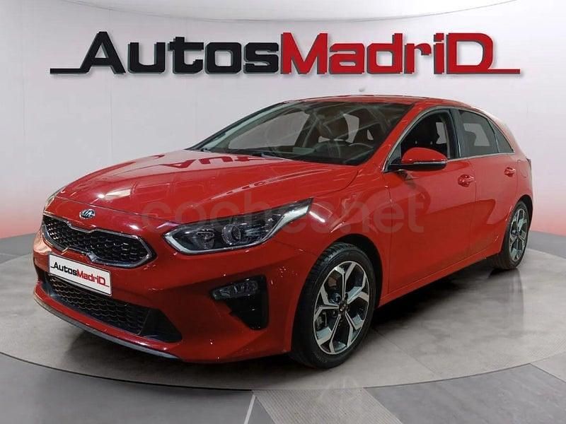 Usado Kia Ceed 100 CV (73 kW) 2019 Rojo Utilitario