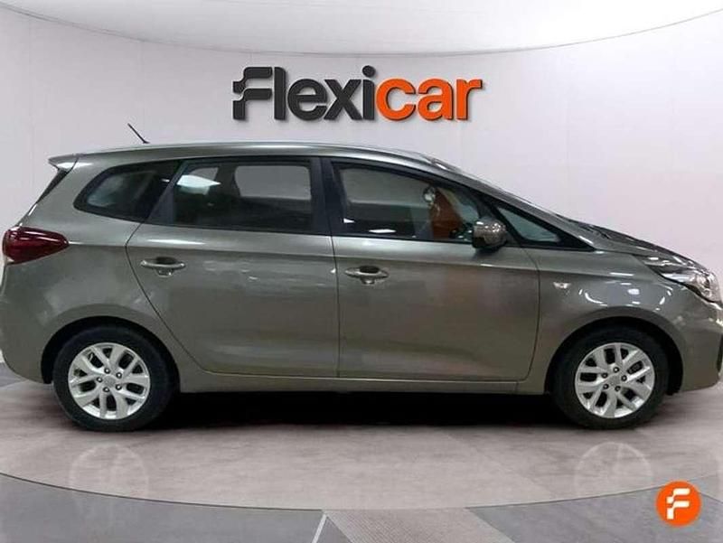 Usado Kia Carens 116 CV (85 kW) 2017 Gris Monovolumen