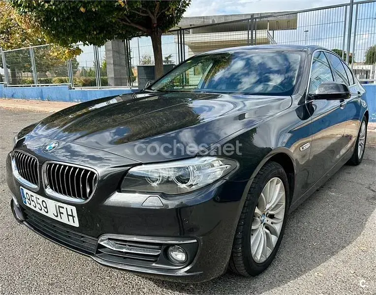 Usado BMW 530 258 CV (189 kW) 2015 Gris / plata Berlina