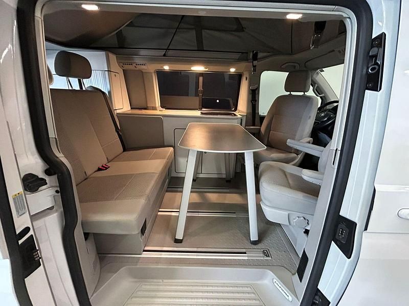 Usado VW California Beach 150 CV (110 kW) 2018 Blanco Van