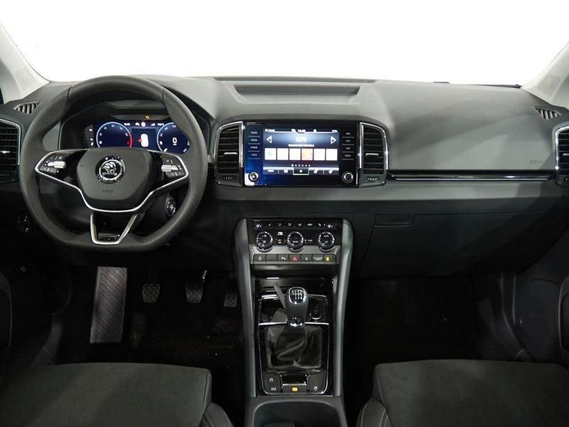 Usado Skoda Karoq 115 CV (84 kW) 2024 Rojo SUV