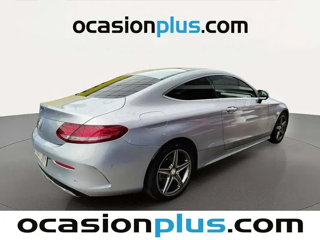 Usado Mercedes C250 204 CV (150 kW) 2016 Gris Coupe