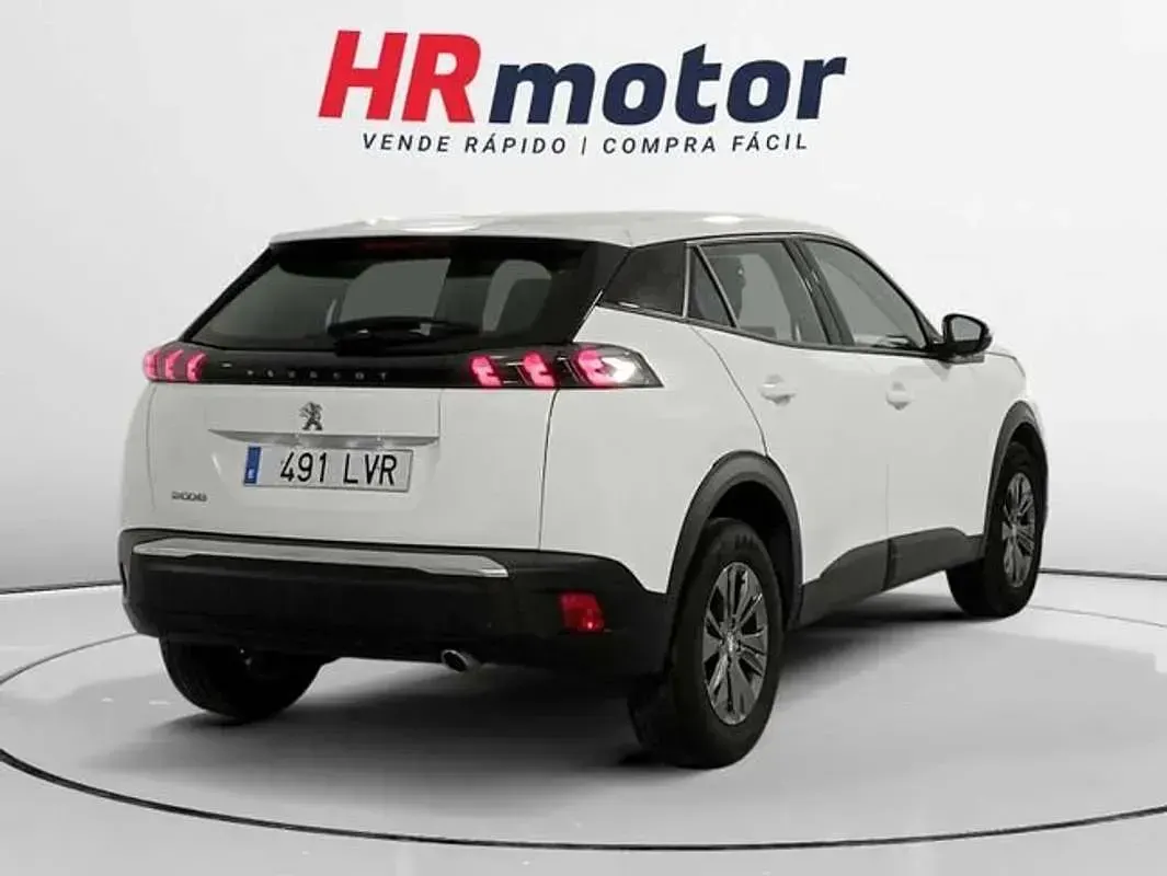 Usado Peugeot 2008 Active 111 CV (81 kW) 2021 Blanco SUV