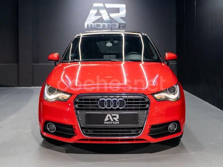 Usado Audi A1 Sportback Ambition 90 CV (66 kW) 2012 Rojo Utilitario