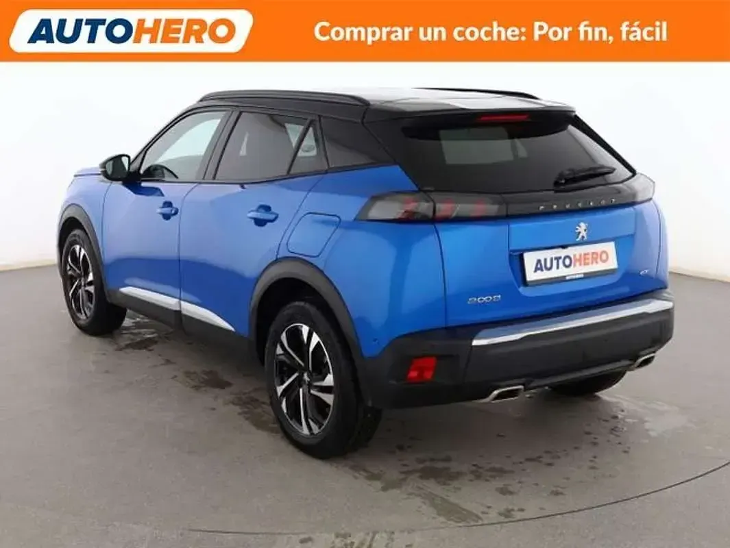 Usado Peugeot 2008 GT 155 CV (114 kW) 2021 Azul SUV