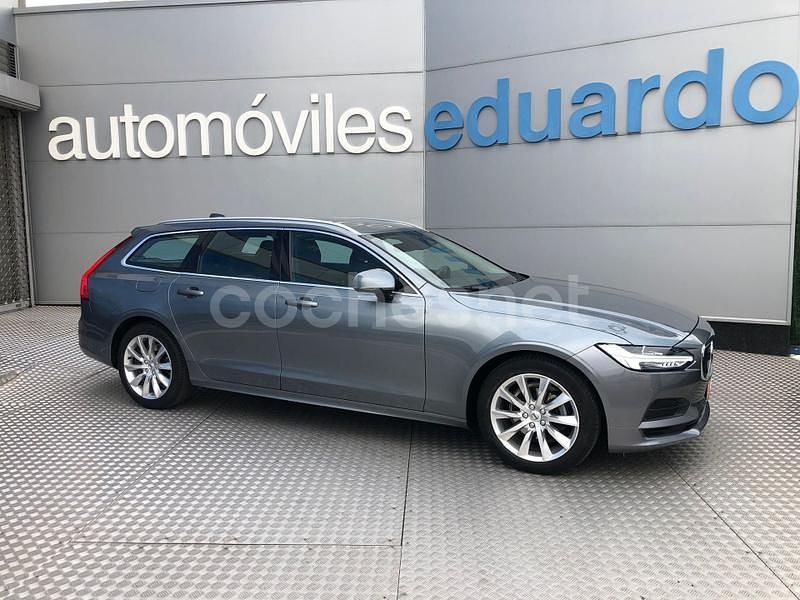 Gris / plata Usado 2019 Volvo V90 Momentum Familiar | 27.800 € (Precio justo) - Imagen 1/4