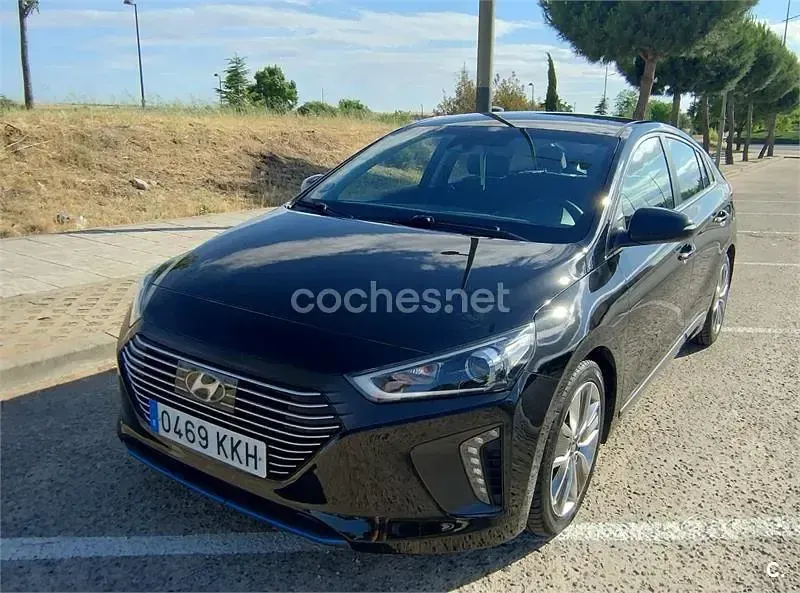 Usado Hyundai Ioniq 141 CV (103 kW) 2018 Negro Utilitario