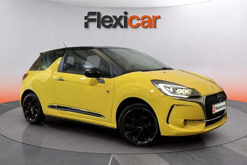 Usado DS Automobiles DS3 Performance 110 CV (80 kW) 2018 Amarillo Berlina