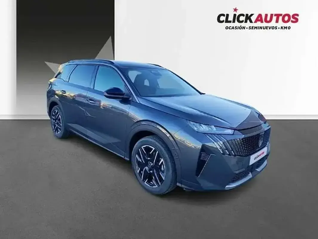 Usado Peugeot 5008 Allure 145 CV (106 kW) 2025 Gris SUV