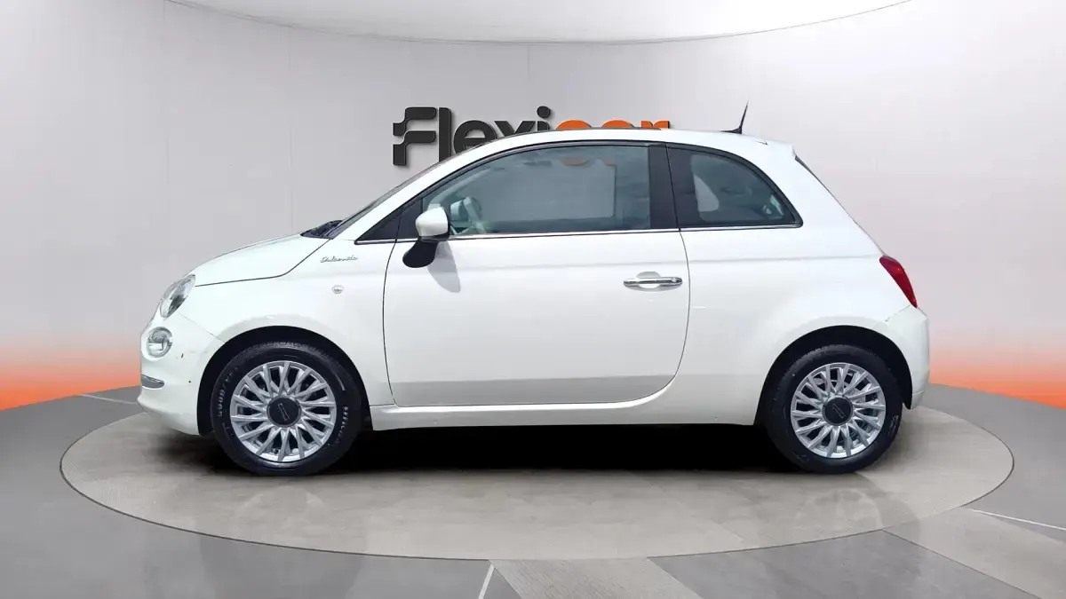 Usado Fiat 500 Dolcevita 70 CV (51 kW) 2023 Blanco Berlina