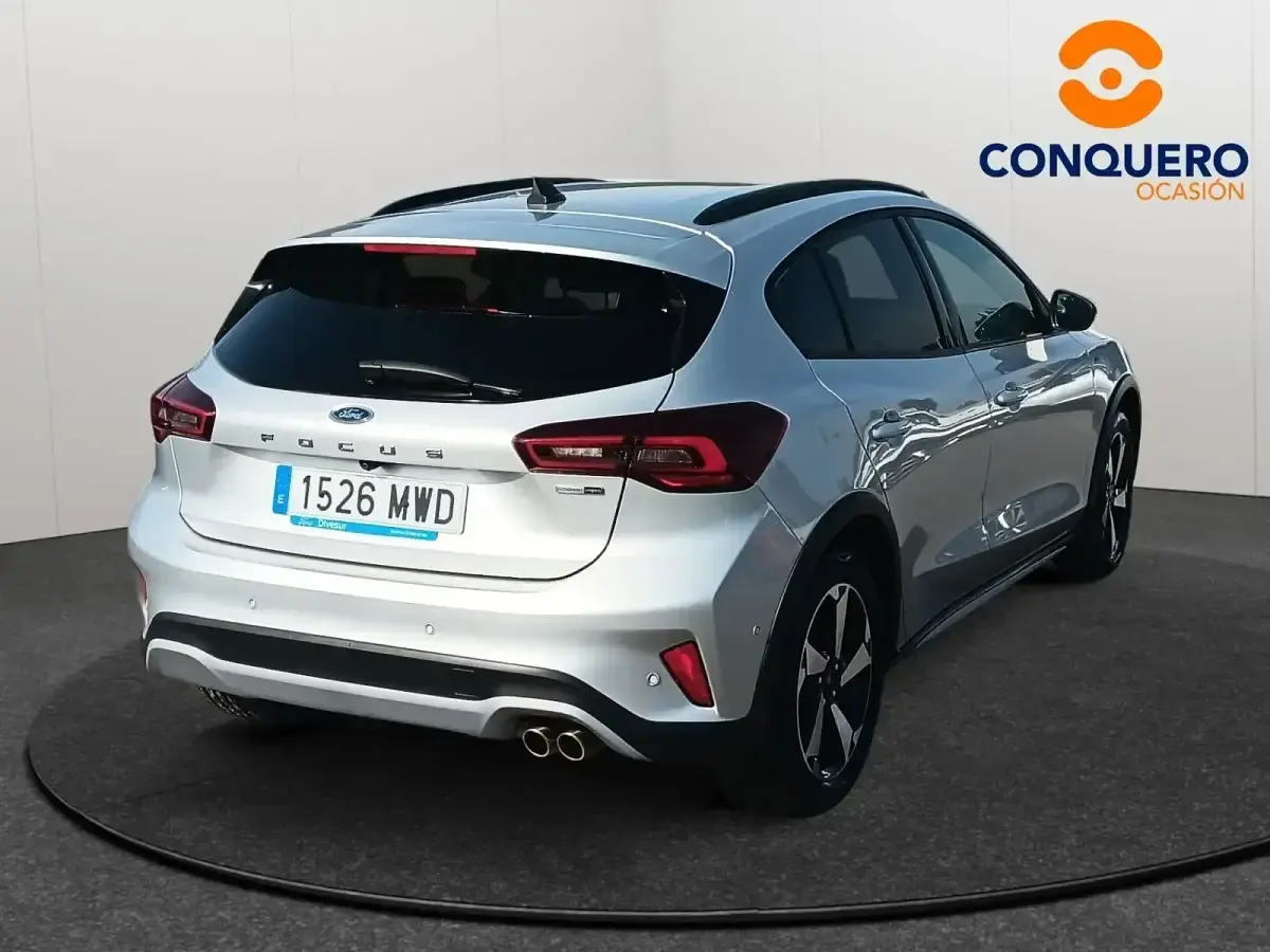 Usado Ford Focus Active 155 CV (114 kW) 2024 Gris / plata Berlina