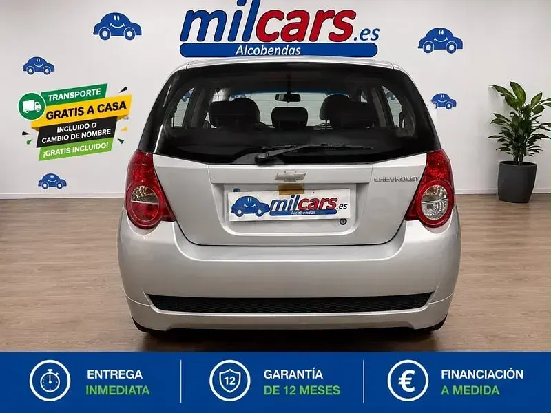 Usado Chevrolet Aveo LS 84 CV (61 kW) 2011 Gris / plata Berlina