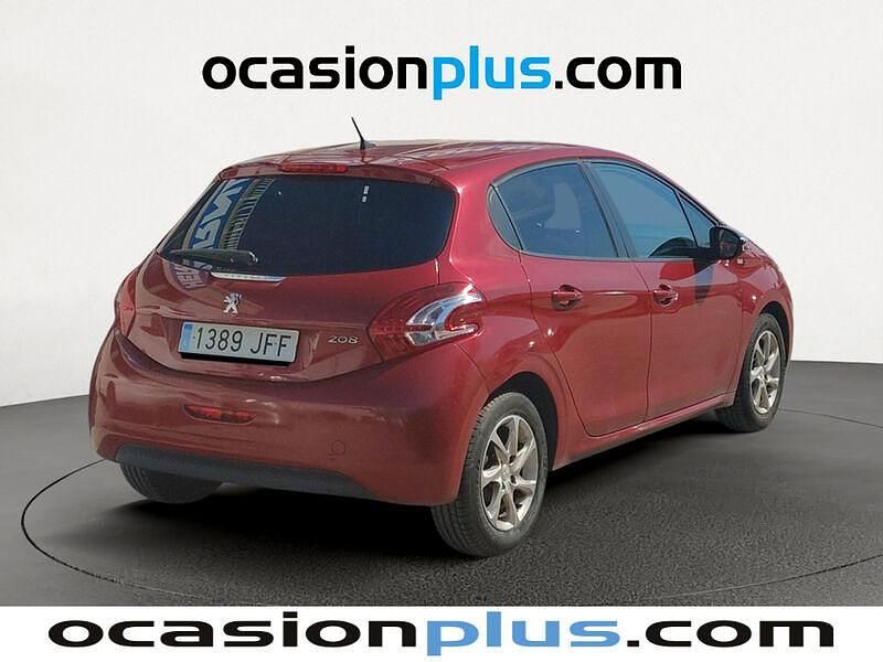 Usado Peugeot 208 Style 82 CV (60 kW) 2015 Rojo Utilitario
