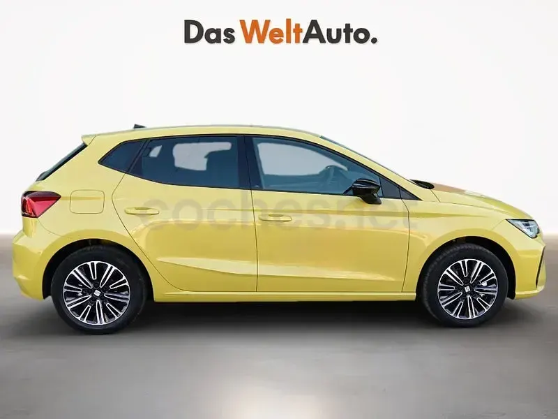 Nuevo Seat Ibiza FR 115 CV (84 kW) 2026 Amarillo Utilitario