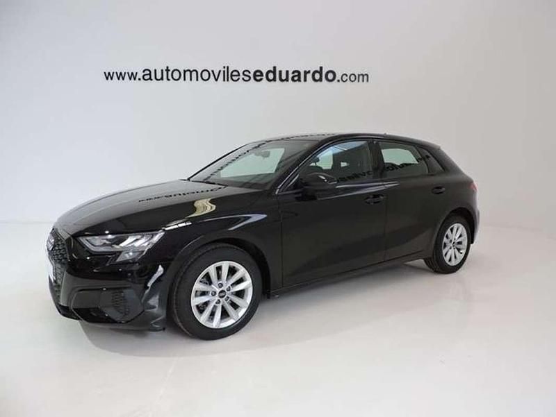 Usado Audi A3 Sportback Advanced 110 CV (80 kW) 2022 Negro Utilitario