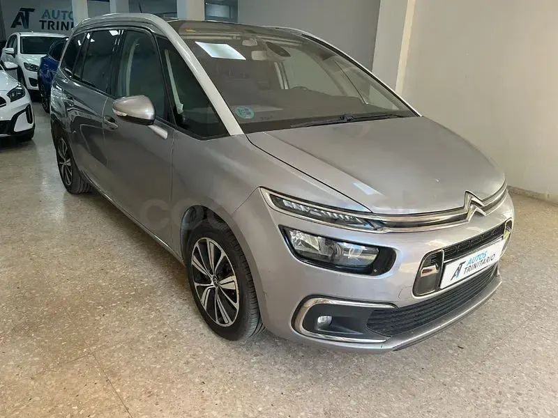 Usado Citroën Grand C4 Picasso Feel 120 CV (88 kW) 2018 Gris / plata Monovolumen