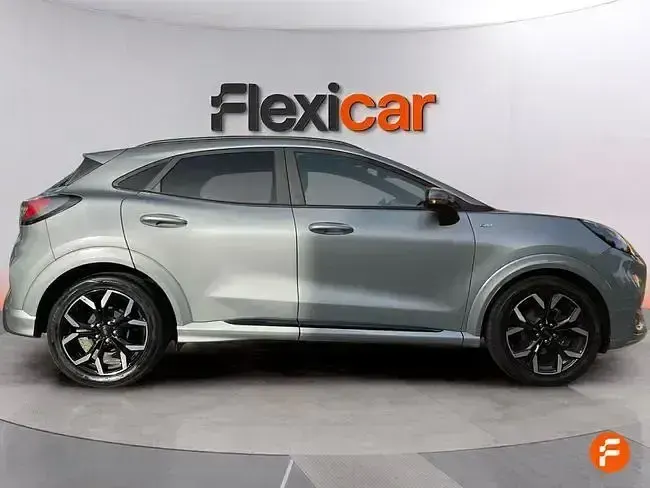 Usado Ford Puma ST-Line 125 CV (91 kW) 2023 Gris SUV