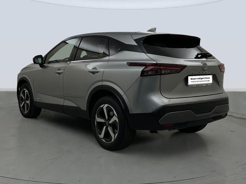 Usado Nissan Qashqai N-Connecta 190 CV (139 kW) 2023 Gris SUV