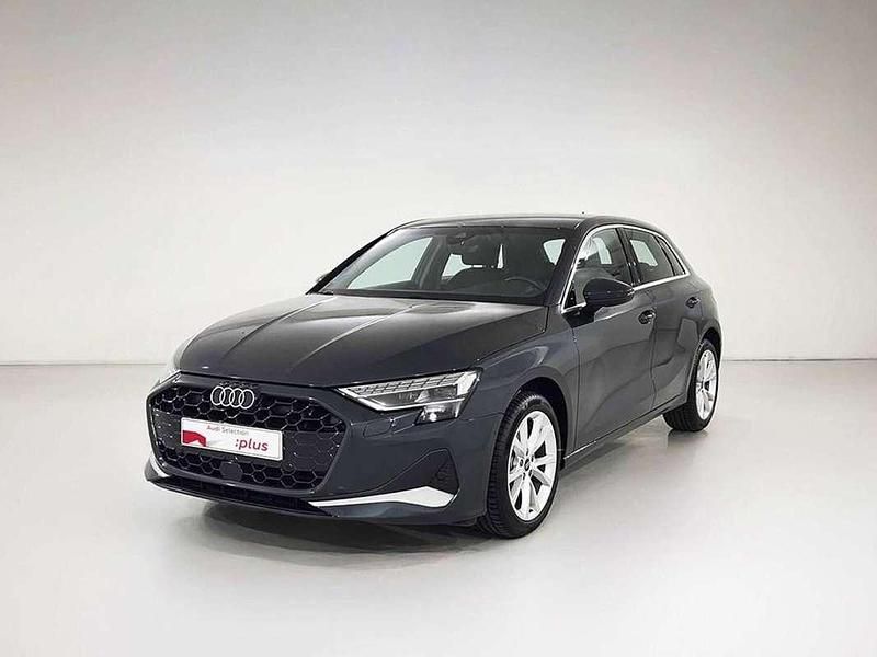 Usado Audi A3 Sportback Advanced 116 CV (85 kW) 2024 Gris Utilitario