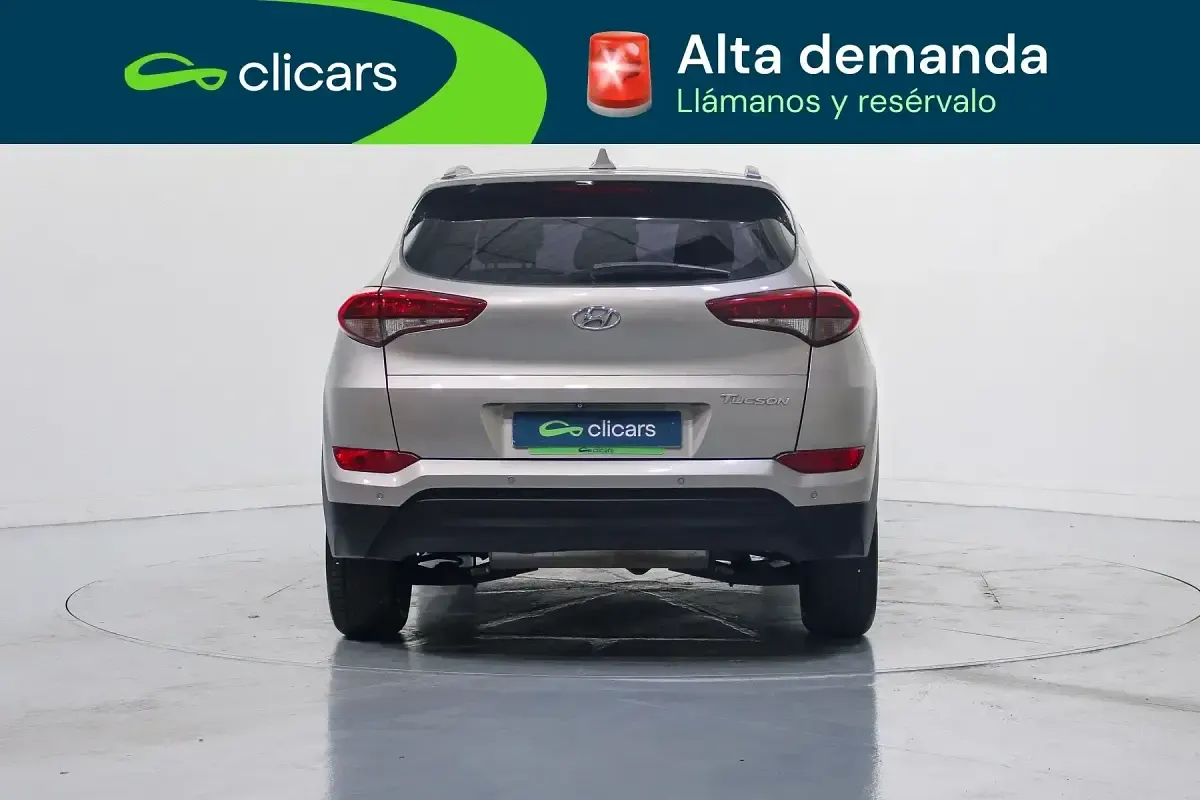 Usado Hyundai Tucson 131 CV (96 kW) 2017 Beige SUV