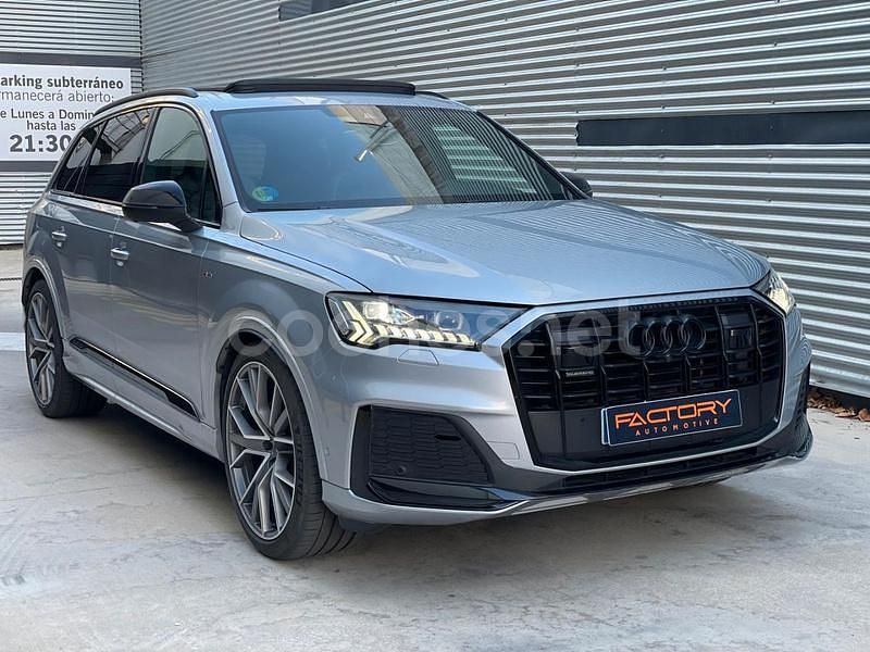 Gris / plata Usado 2022 Audi Q7 S-Line SUV | 59.900 € (Un poco caro) - Imagen 1/4