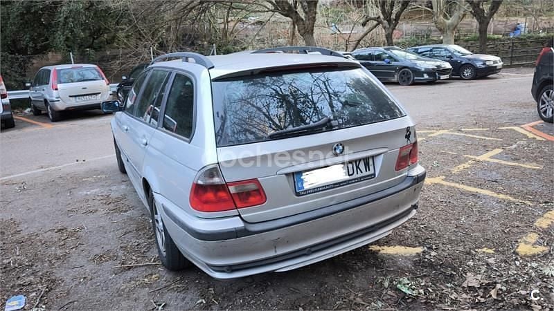 Usado BMW 320 136 HP (100 kW) 2001 Cinzento Carrinha