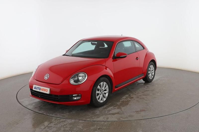 Usado VW Beetle 105 CV (77 kW) 2015 Rojo Utilitario