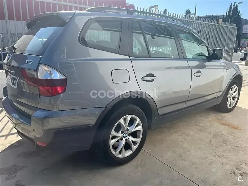 Usado BMW X3 143 CV (105 kW) 2009 Gris / plata SUV