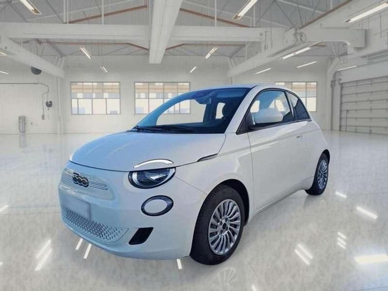 Usado Fiat 500e Action 69 kW (95 CV) 2021 Blanco Berlina