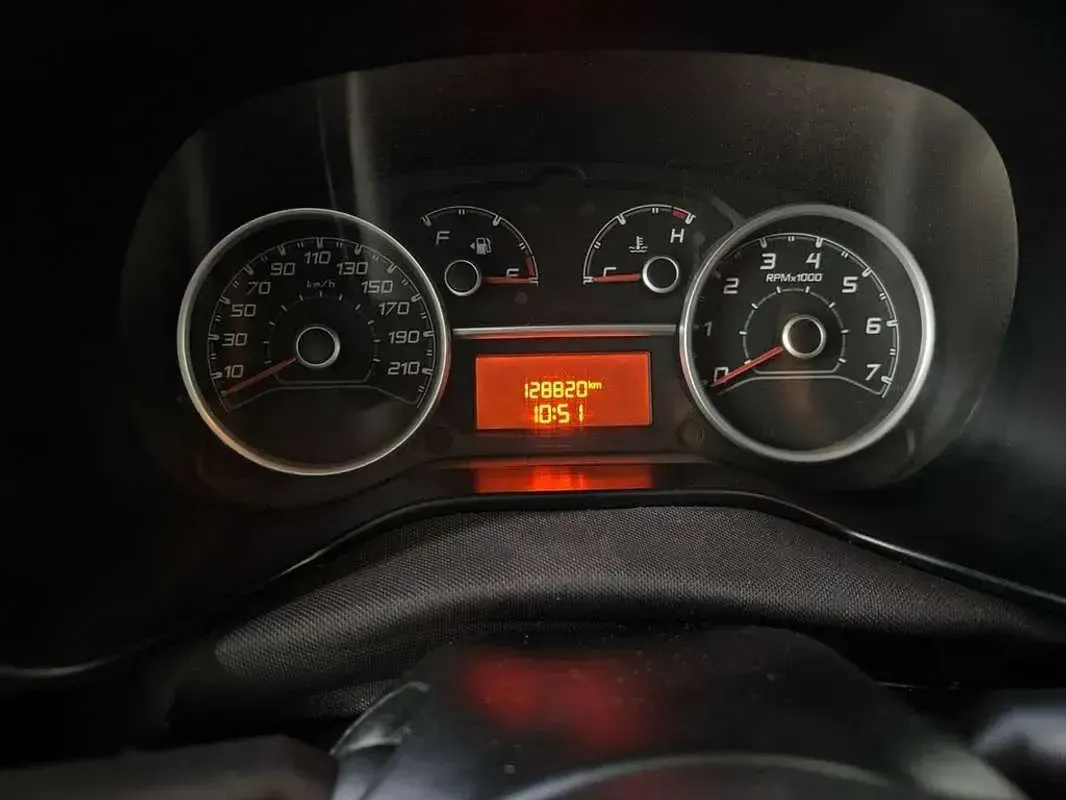Usado Fiat Doblò 95 CV (69 kW) 2021 Blanco Monovolumen