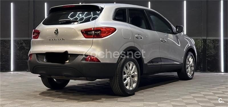 Usado Renault Kadjar Zen 130 CV (95 kW) 2015 Gris / plata SUV