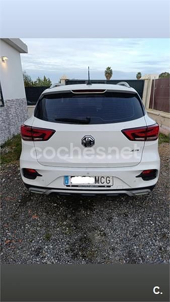 Usado MG ZS Luxury 106 CV (77 kW) 2022 Blanco SUV