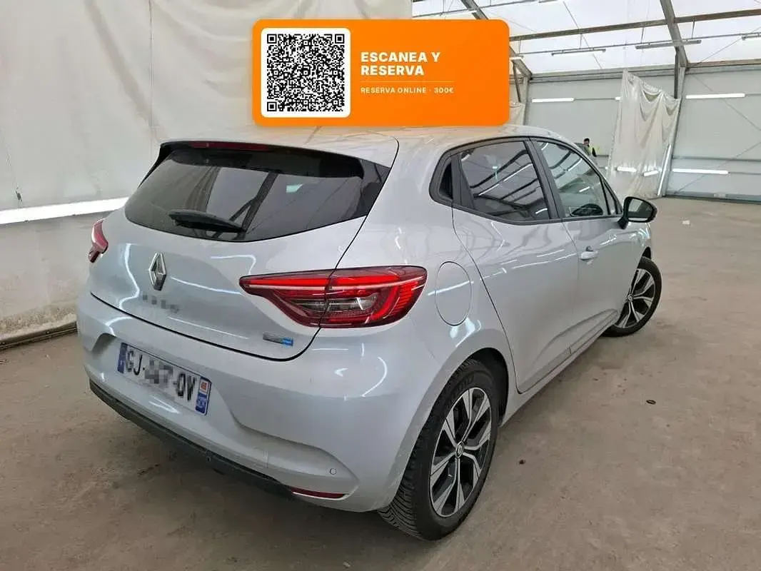 Usado Renault Clio V Techno 145 CV (106 kW) 2022 Gris / plata Utilitario