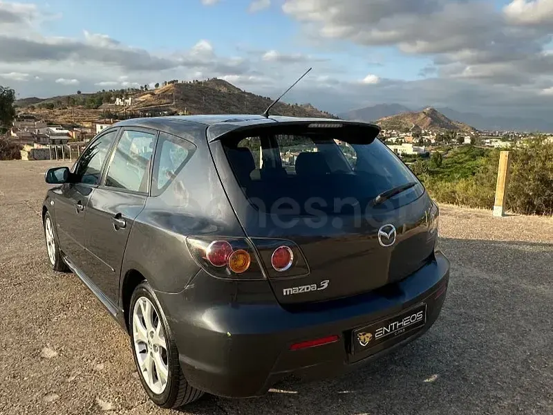 Usado Mazda 3 Active 109 CV (80 kW) 2008 Gris / plata Berlina