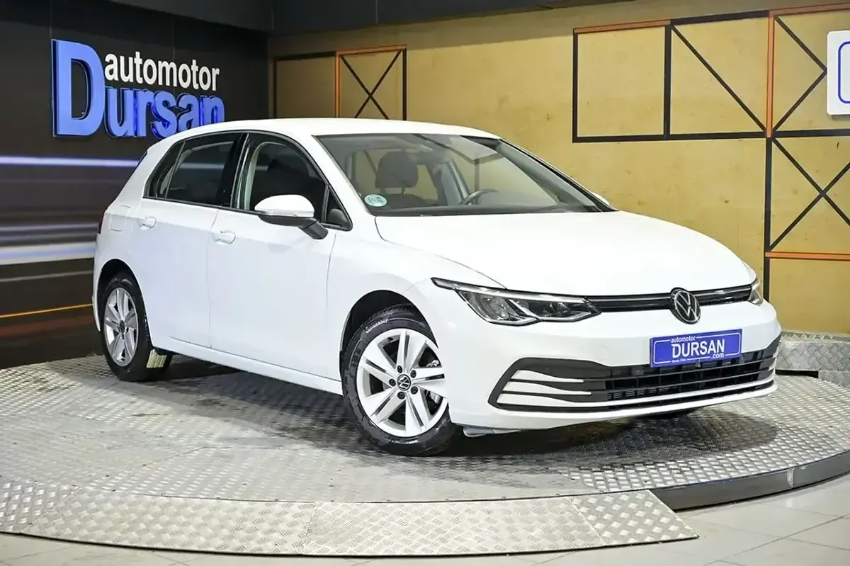 Usado VW Golf VII 116 CV (85 kW) 2021 Blanco Utilitario