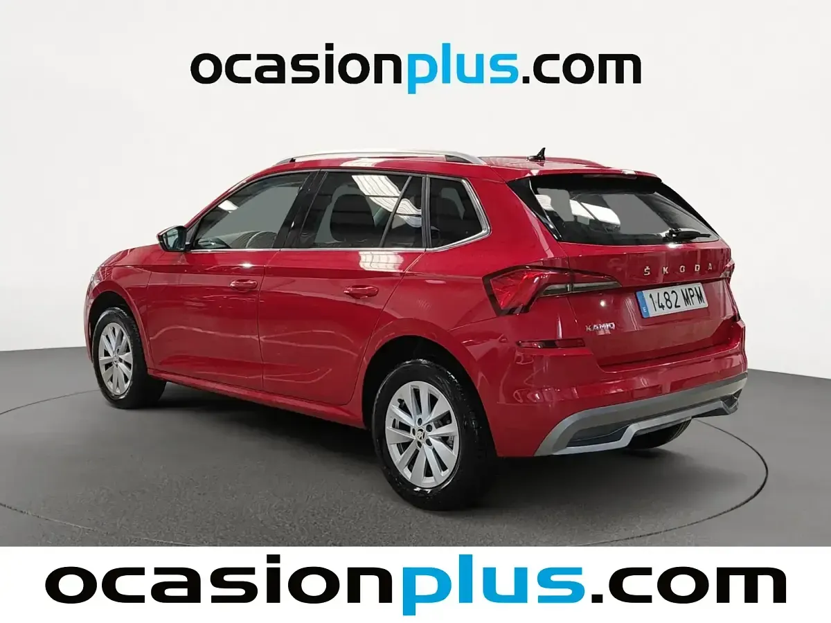 Usado Skoda Kamiq Ambition 110 CV (80 kW) 2024 Rojo SUV