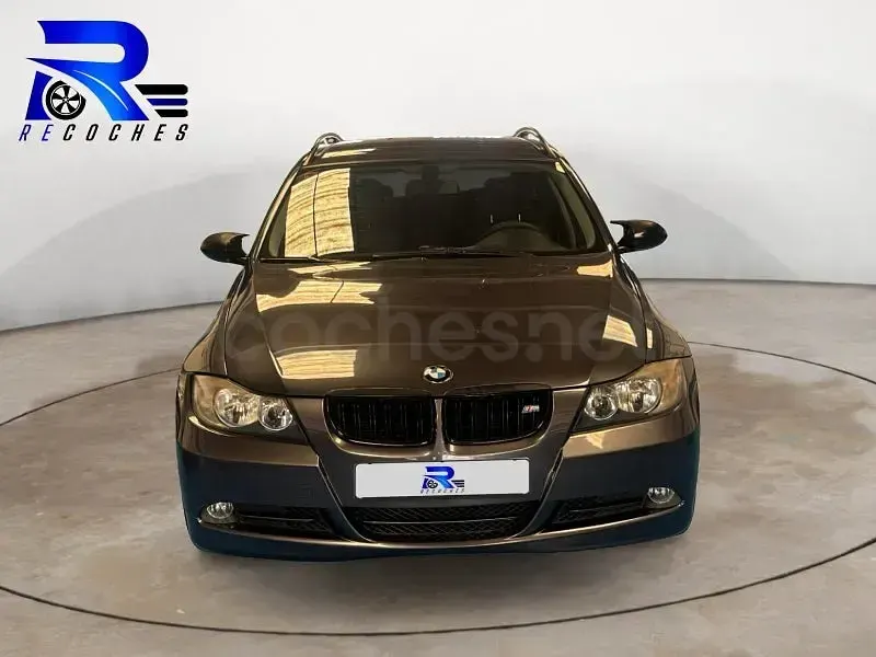 Usado BMW 320 Comfort Edition 150 CV (110 kW) 2005 Gris / plata Familiar