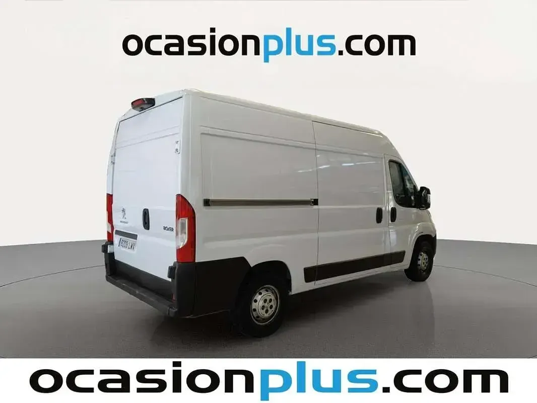 Usado Peugeot Boxer S 140 CV (102 kW) 2022 Blanco Van