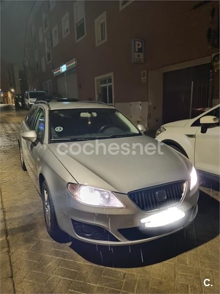 Gris / plata Usado 2011 Seat Exeo Sport Familiar | 8000 € (Un poco caro) - Imagen 1/4
