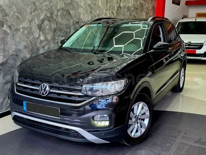 Usado VW T-Cross Advance 95 CV (69 kW) 2021 Negro SUV