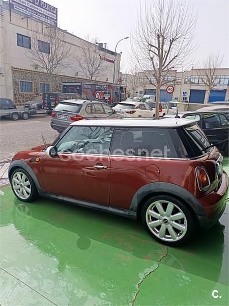 Käytetty Mini Cooper D 110 HP (80 kW) 2007 Punainen Viistoperä