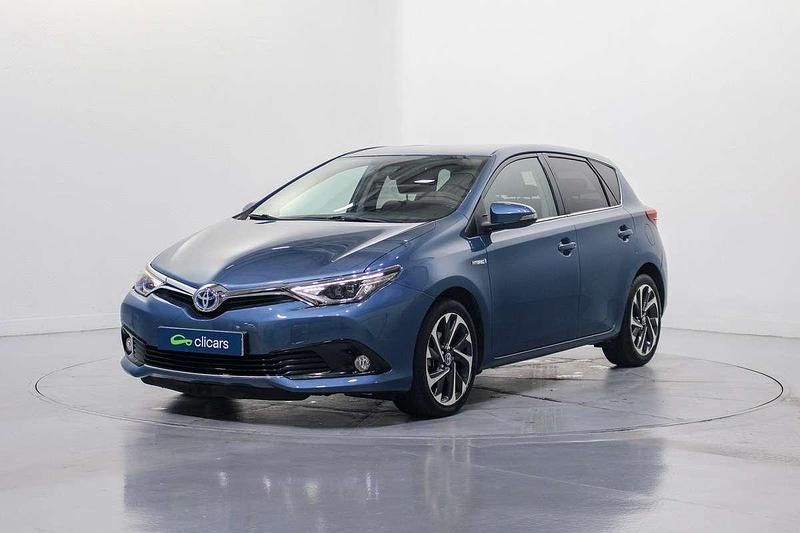 Usado Toyota Auris Hybrid Advance 99 CV (72 kW) 2016 Azul Berlina