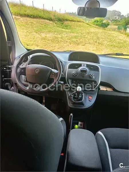 Usado Renault Kangoo SE 110 CV (80 kW) 2016 Negro Monovolumen