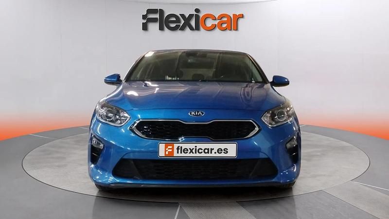 Usado Kia Ceed 120 CV (88 kW) 2021 Azul Utilitario