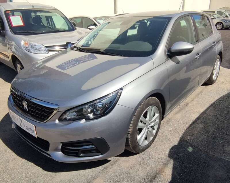 Gris Usado 2018 Peugeot 308 Style Utilitario | 14.500 € (Un poco caro) - Imagen 1/4