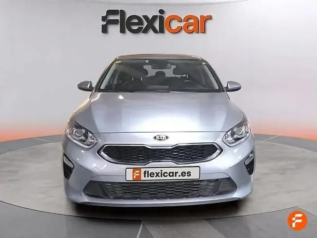 Używany Kia Ceed 140 KM (102 kW) 2020 Szary Hatchback