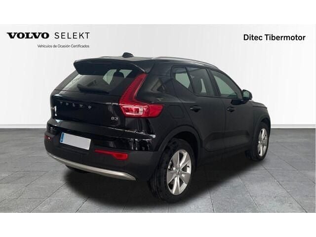 Usado Volvo XC40 Core 163 CV (119 kW) 2025 Negro SUV