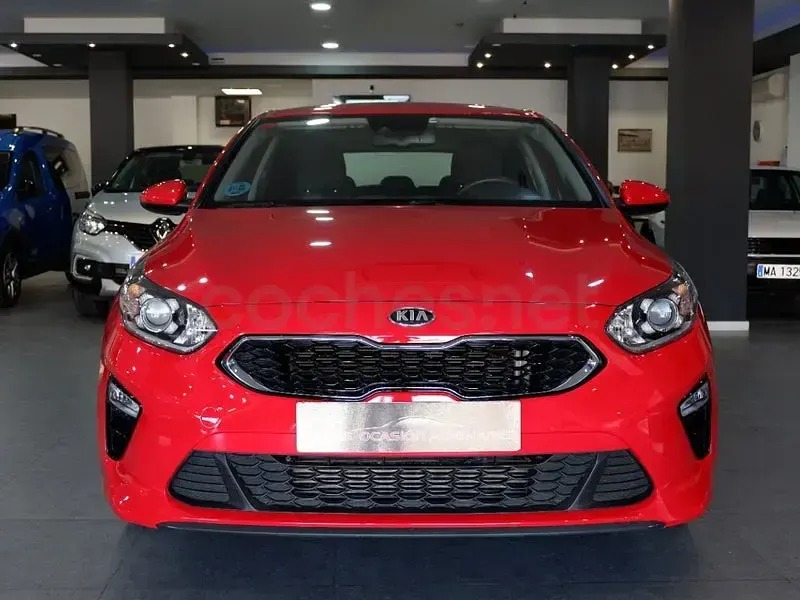 Usado Kia Ceed 100 CV (73 kW) 2020 Rojo Utilitario