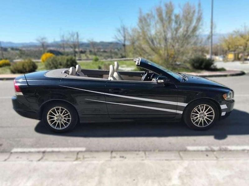 Usado Volvo C70 Summum 136 CV (100 kW) 2009 Negro Descapotable