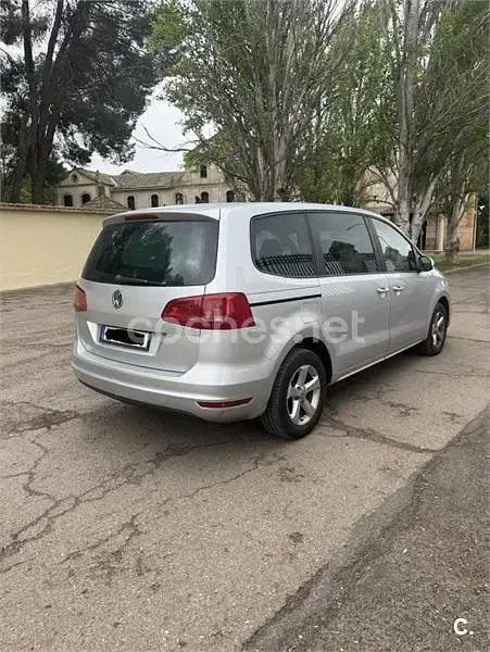 Usado VW Sharan Sport 140 CV (102 kW) 2011 Gris / plata Monovolumen